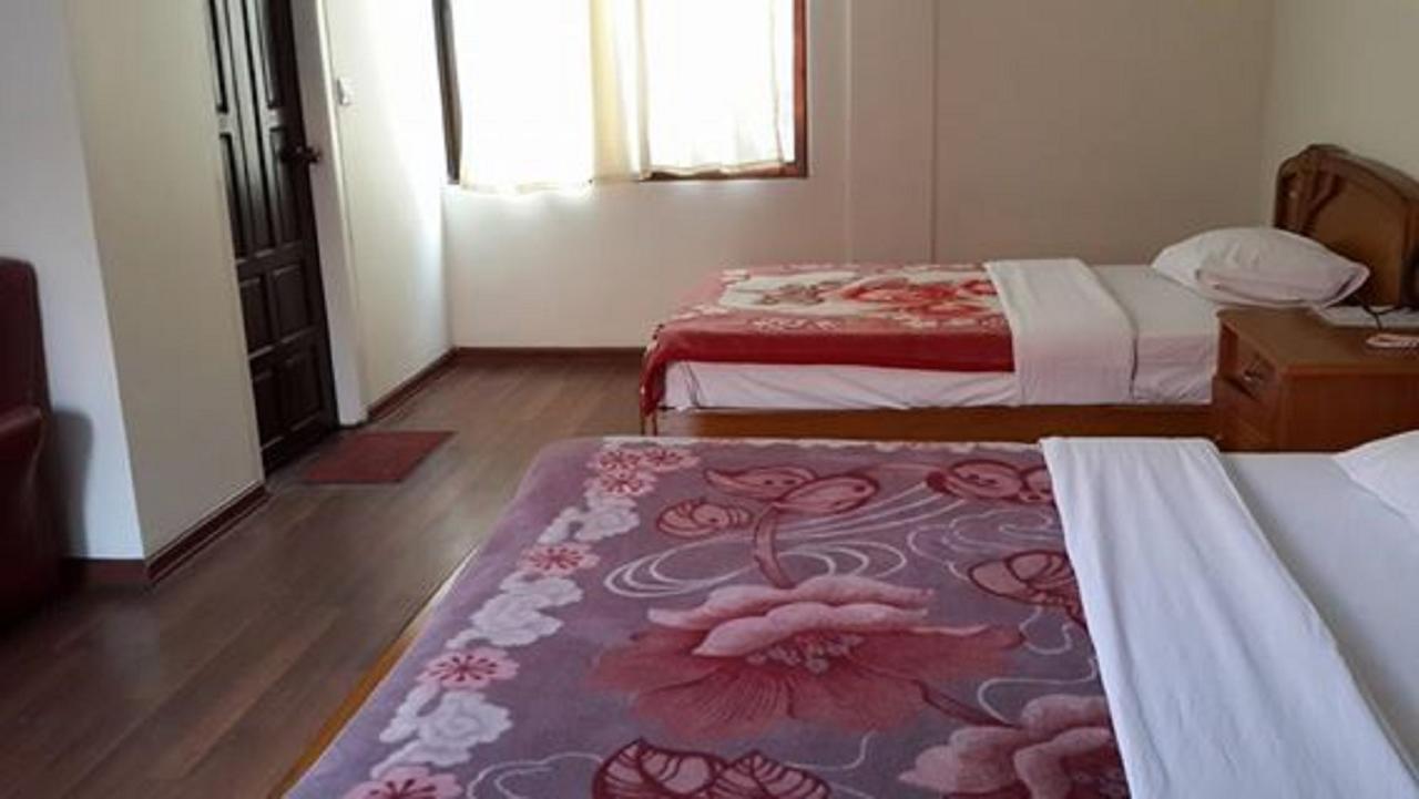 Maymyo Sa Khan Tha Hotel Pyin Oo Lwin Esterno foto